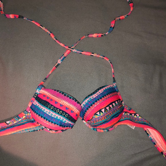 Bikini top - Picture 1 of 1